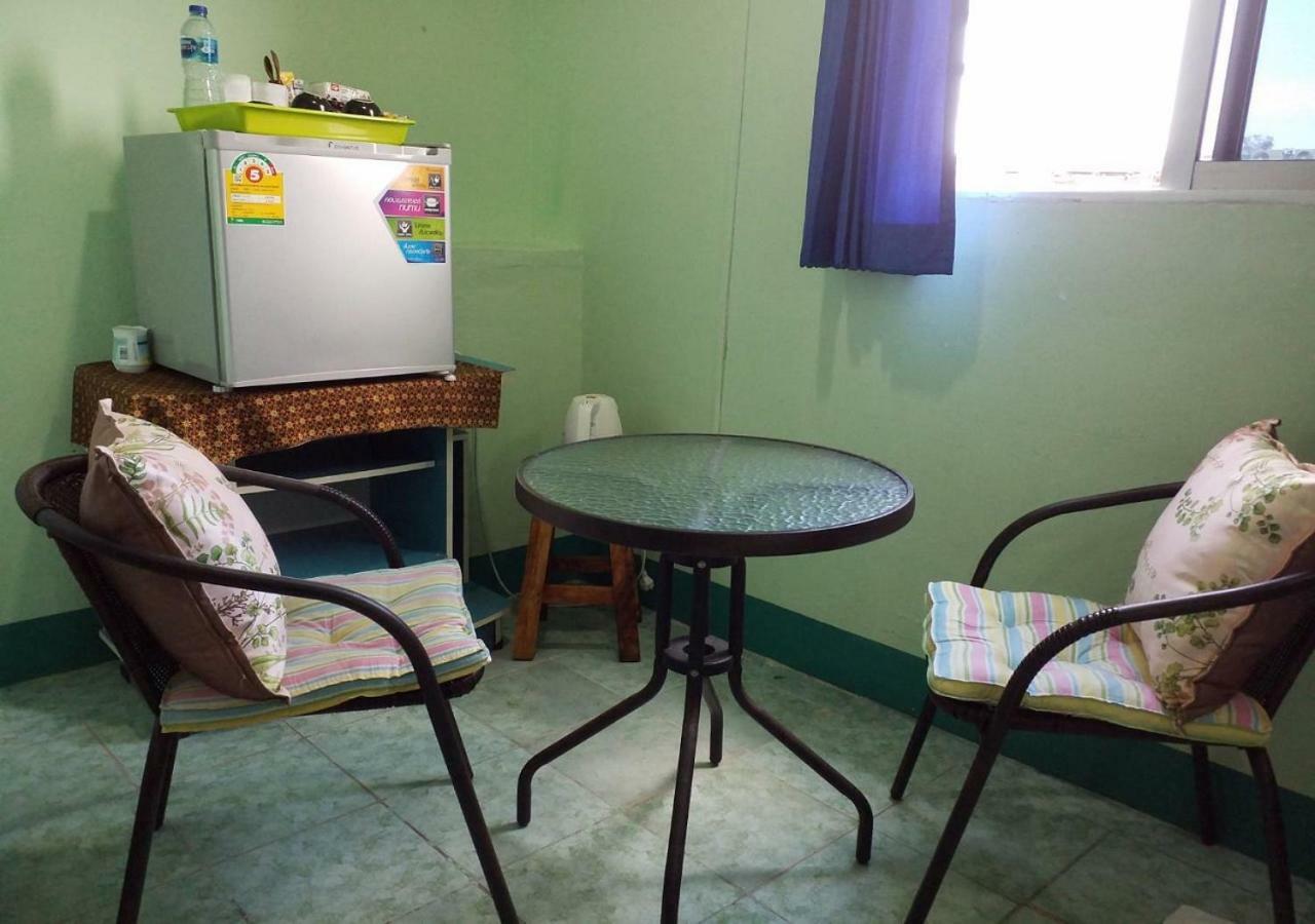 Rung Tawan Hostel 카타 비치 외부 사진