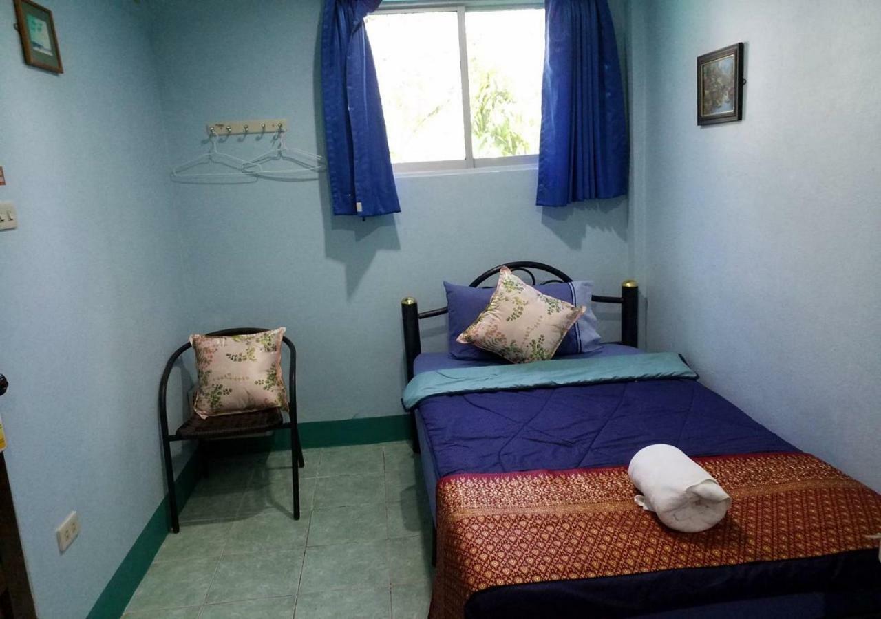 Rung Tawan Hostel 카타 비치 외부 사진