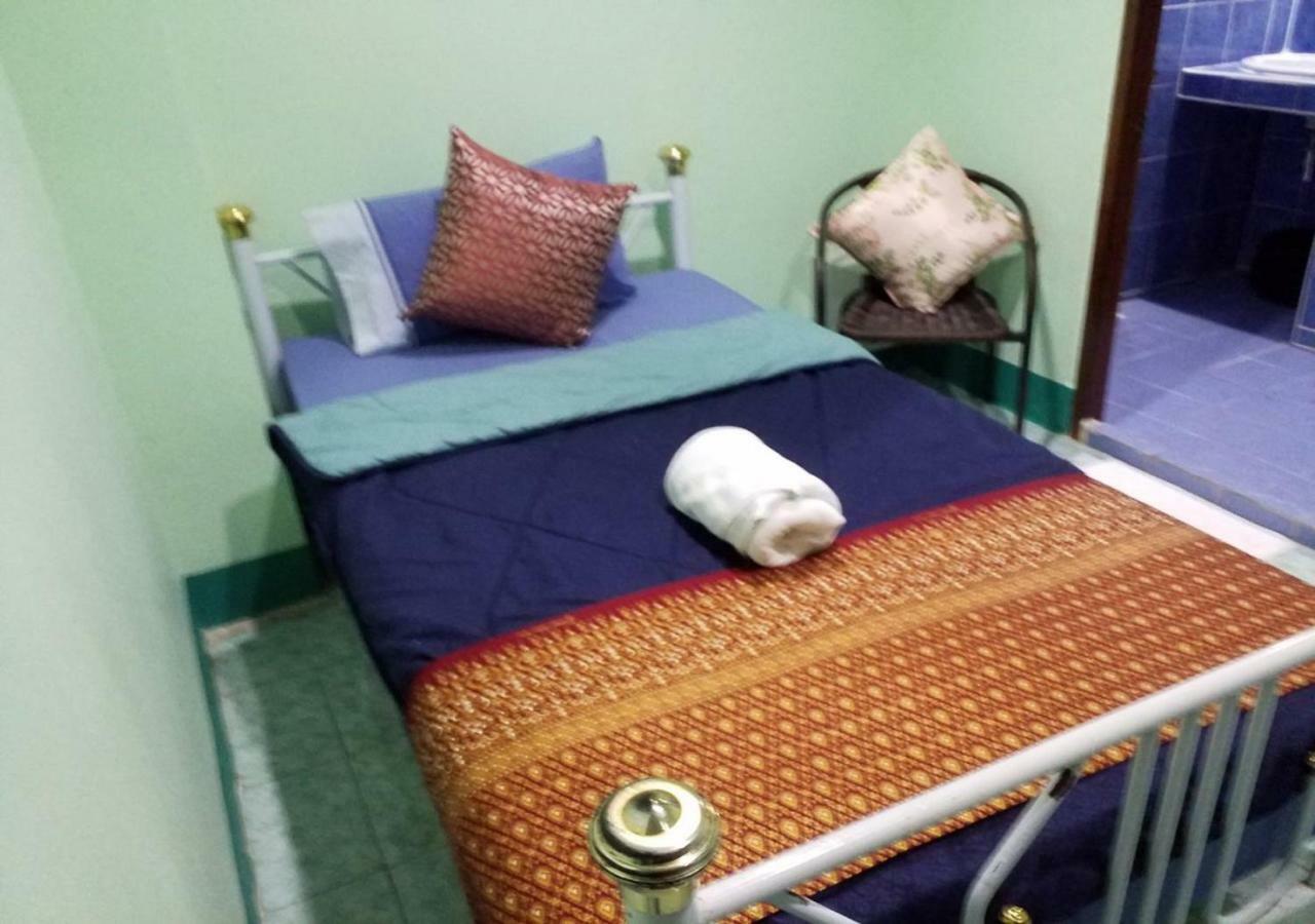 Rung Tawan Hostel 카타 비치 외부 사진