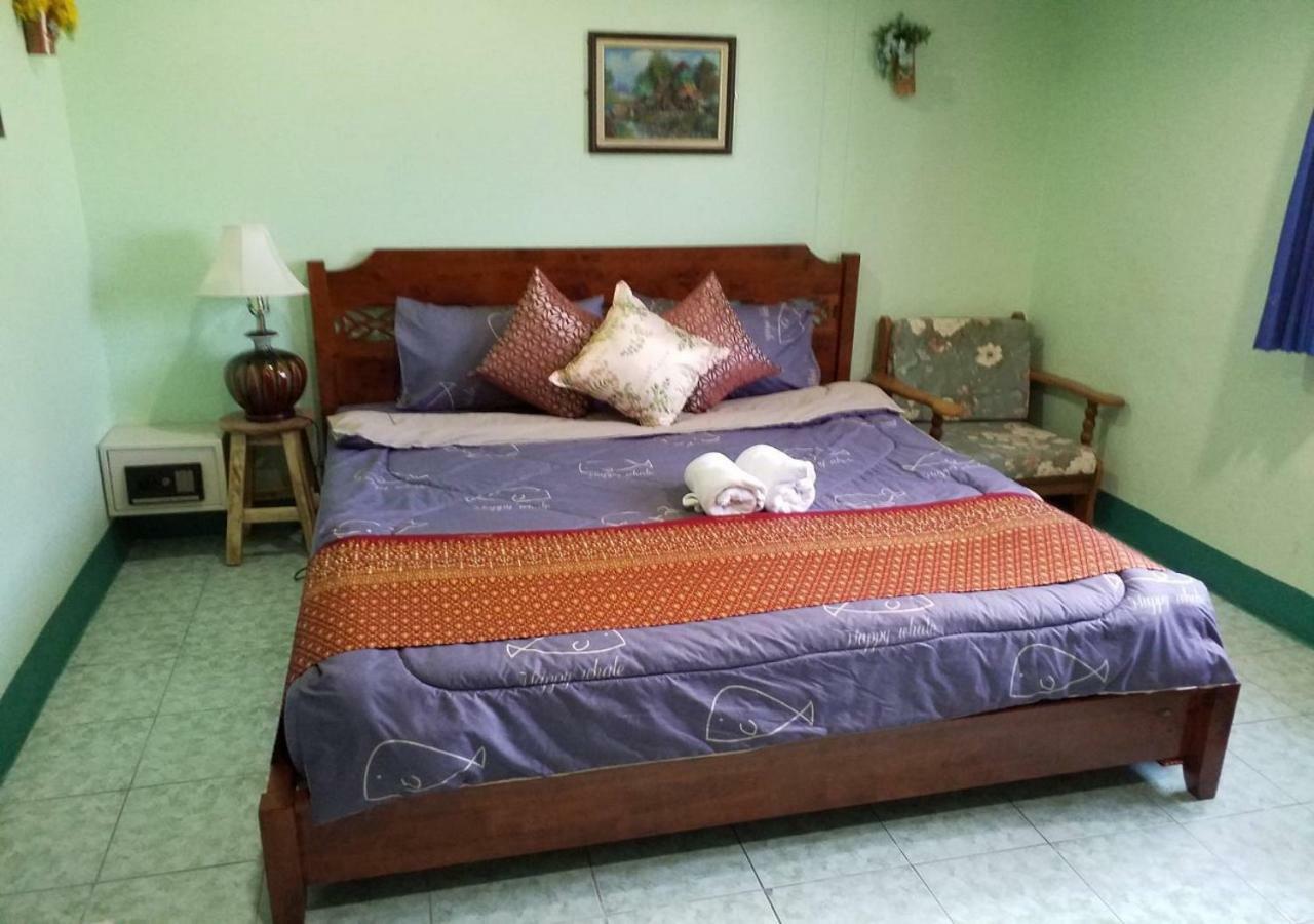 Rung Tawan Hostel 카타 비치 외부 사진
