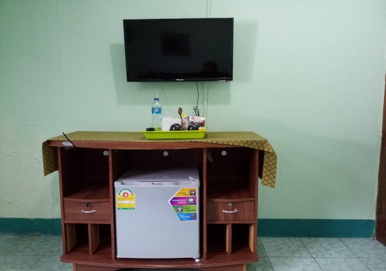 Rung Tawan Hostel 카타 비치 외부 사진