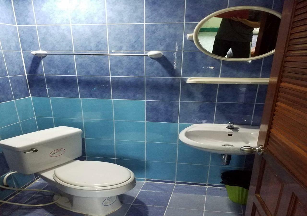 Rung Tawan Hostel 카타 비치 외부 사진